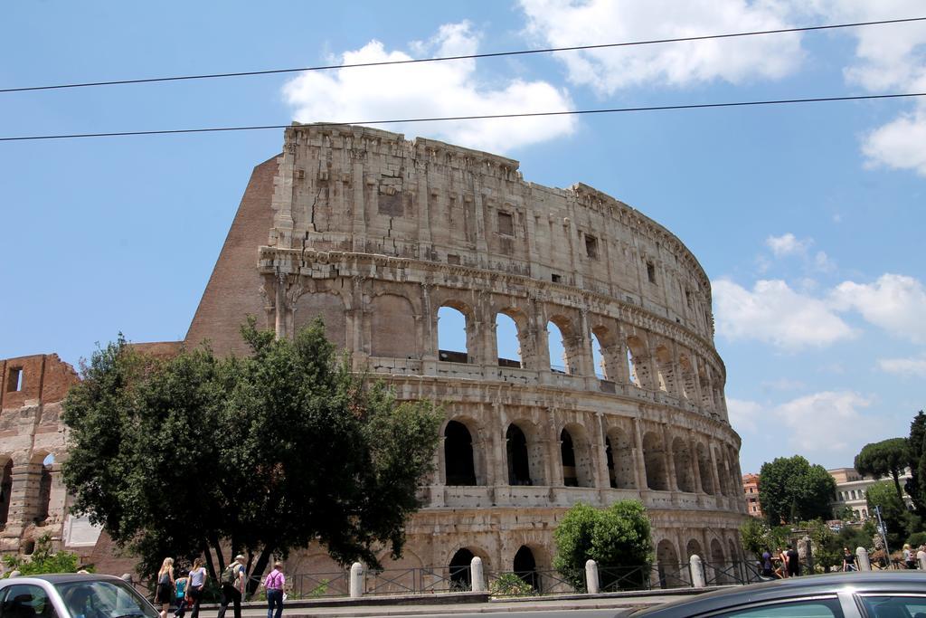 Colosseum Super Family Apartment Roma Quarto foto